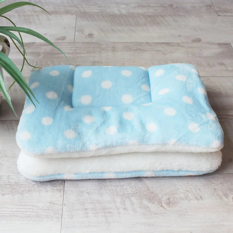 Soft Fleece Pet Travel Blanket & Bed Mat