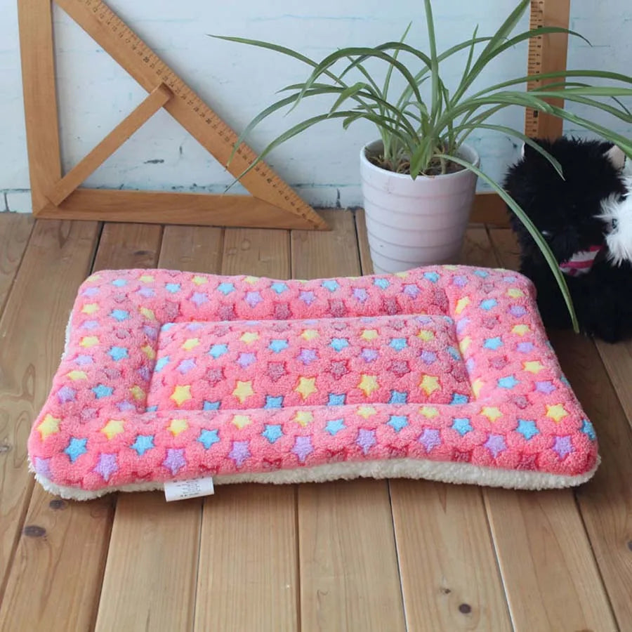 Soft Fleece Pet Travel Blanket & Bed Mat