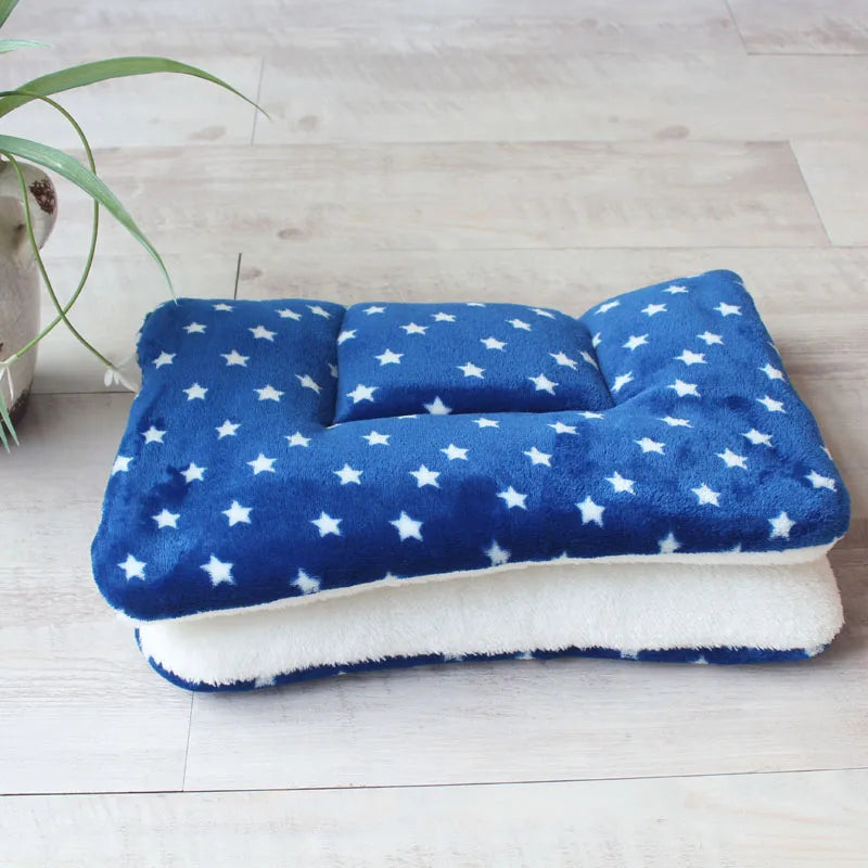 Soft Fleece Pet Travel Blanket & Bed Mat
