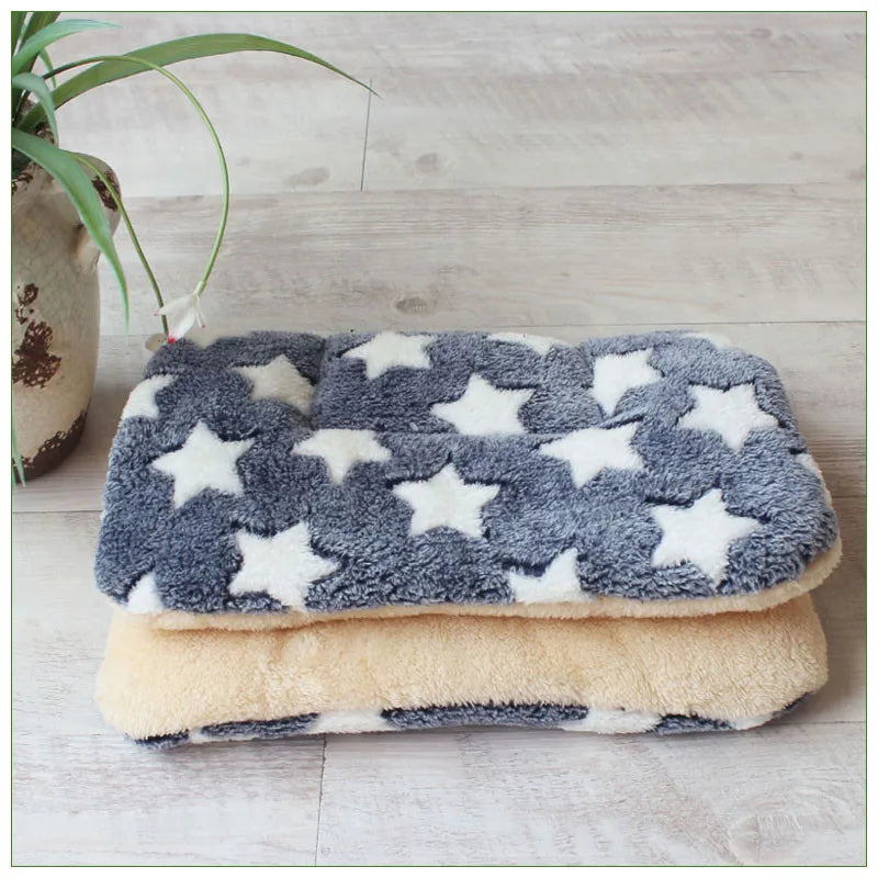 Soft Fleece Pet Travel Blanket & Bed Mat