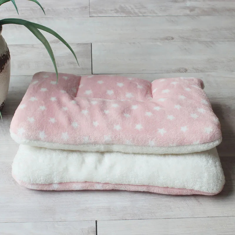 Soft Fleece Pet Travel Blanket & Bed Mat